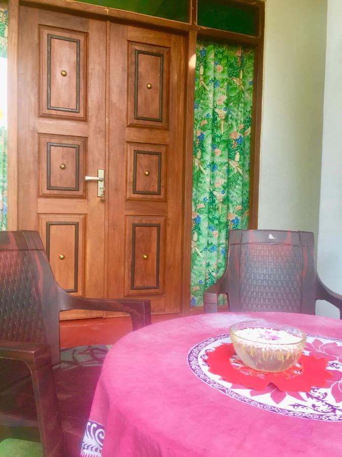 Bed and Breakfast Vivid Lanka Бентота Экстерьер фото